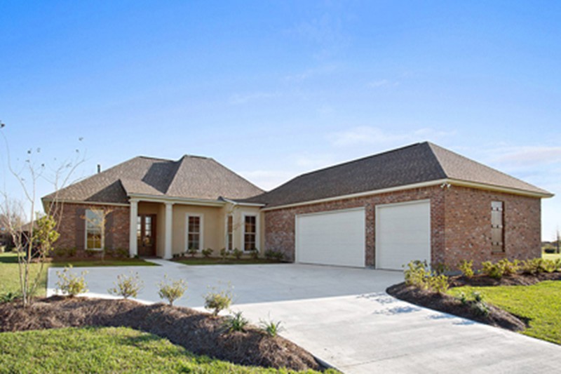 Pelican Point Homes for Sale, 6102 Tezcuco Court, Gonzales, Louisiana